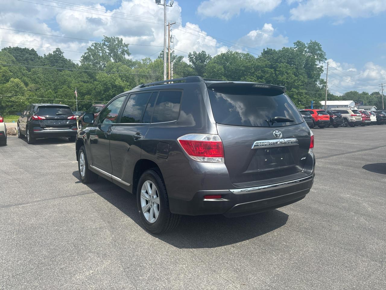 Toyota Highlander 4WD 4dr V6 (Natl) 2013