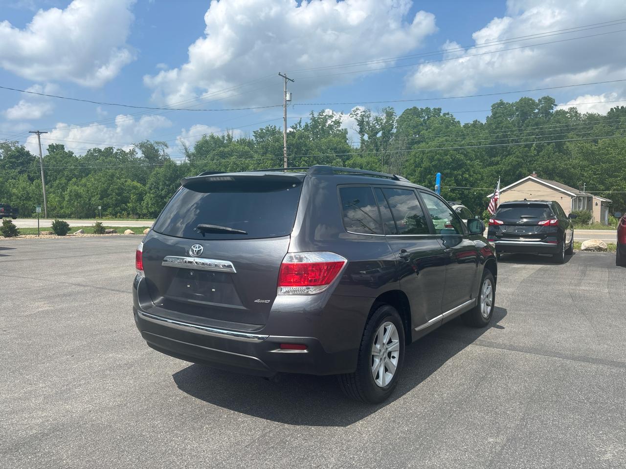 Toyota Highlander 4WD 4dr V6 (Natl) 2013