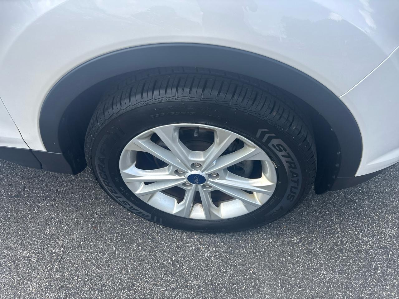 Ford Escape SEL FWD 2018