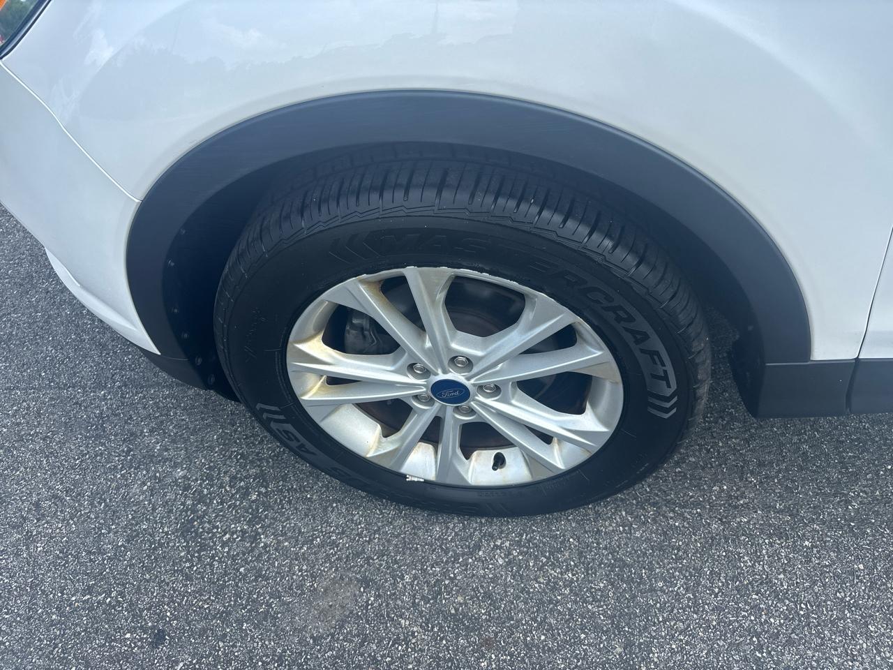 Ford Escape SEL FWD 2018