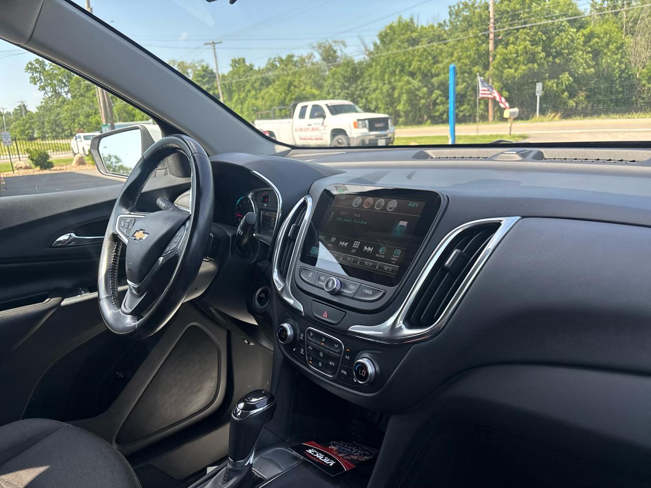 Chevrolet Equinox FWD 4dr LT w/1LT 2018