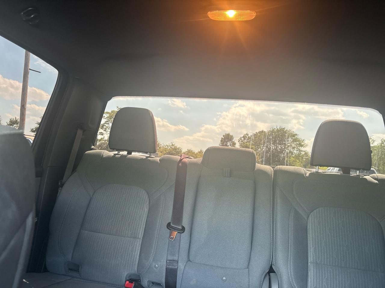 RAM 1500 Big Horn 4x4 Crew Cab 5'7" Box 2021