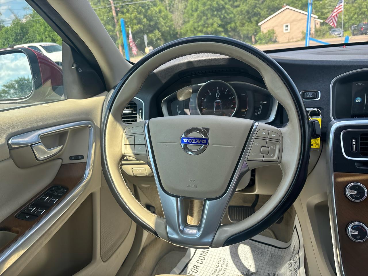 Volvo S60 Inscription 4dr Sdn T5 Premier AWD 2016