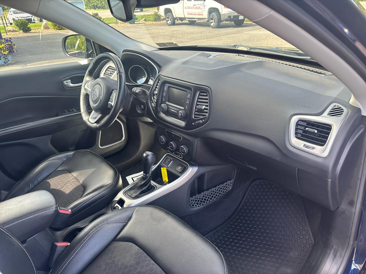 Jeep Compass Latitude FWD 2018
