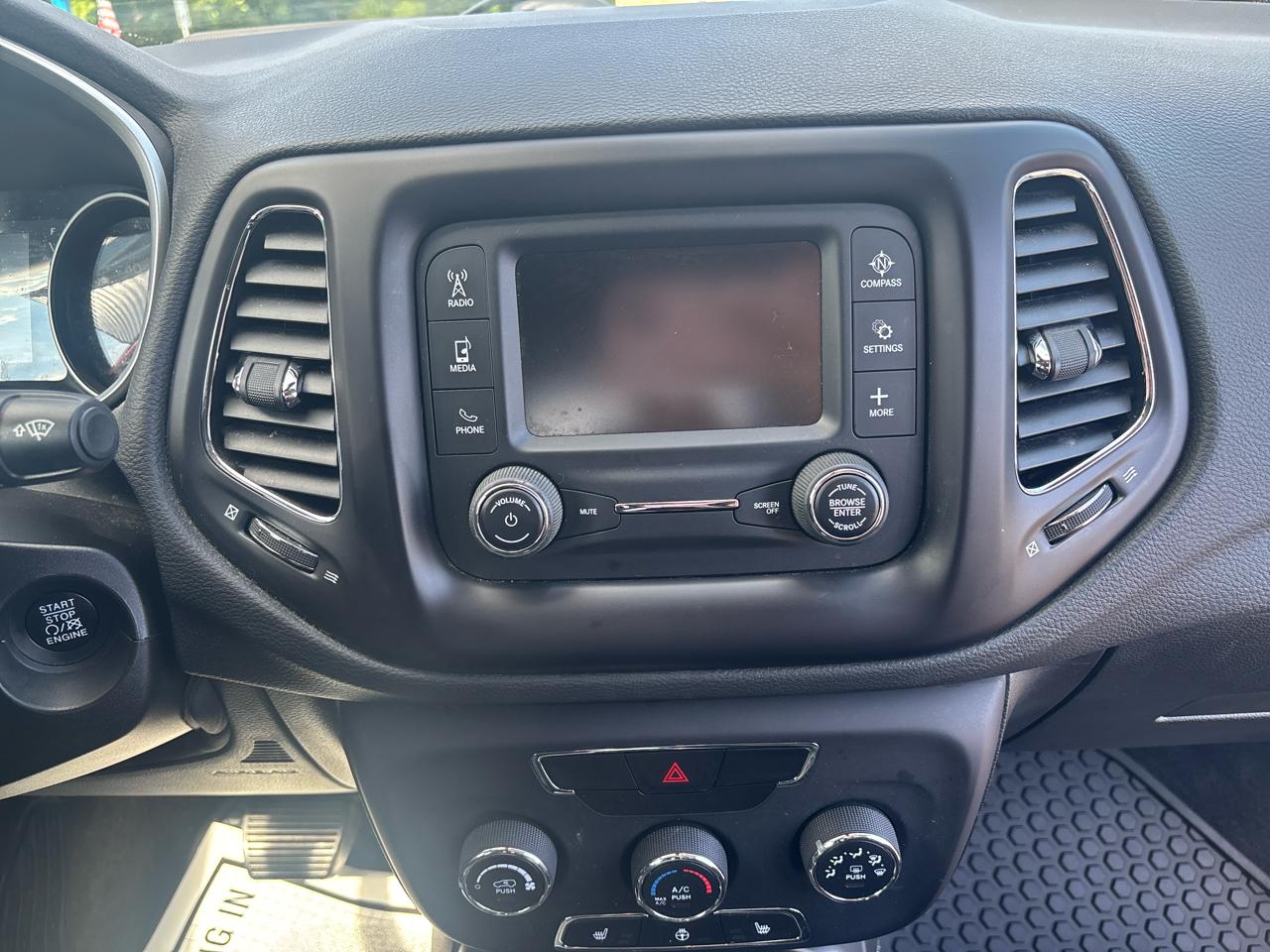 Jeep Compass Latitude FWD 2018