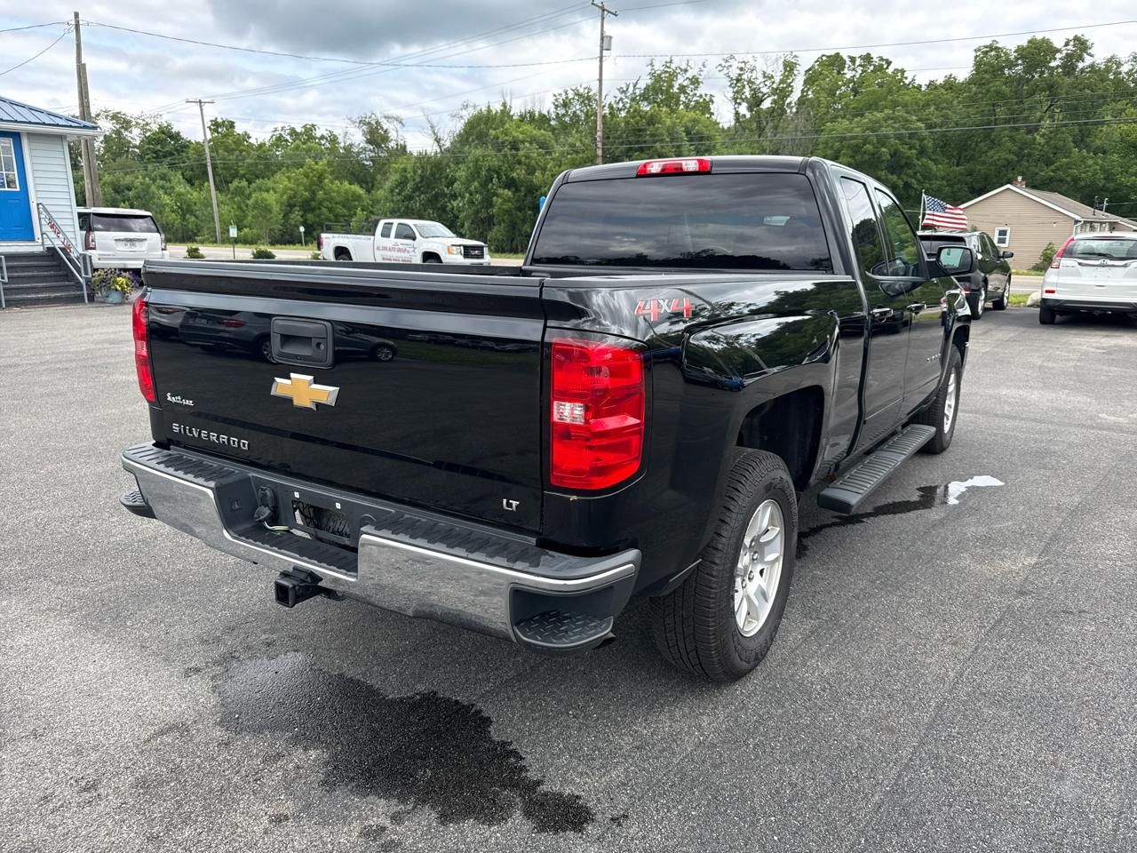 Chevrolet Silverado 1500 4WD Double Cab 143.5" LT w/1LT 2018