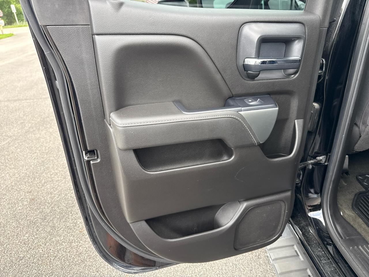 Chevrolet Silverado 1500 4WD Double Cab 143.5" LT w/1LT 2018
