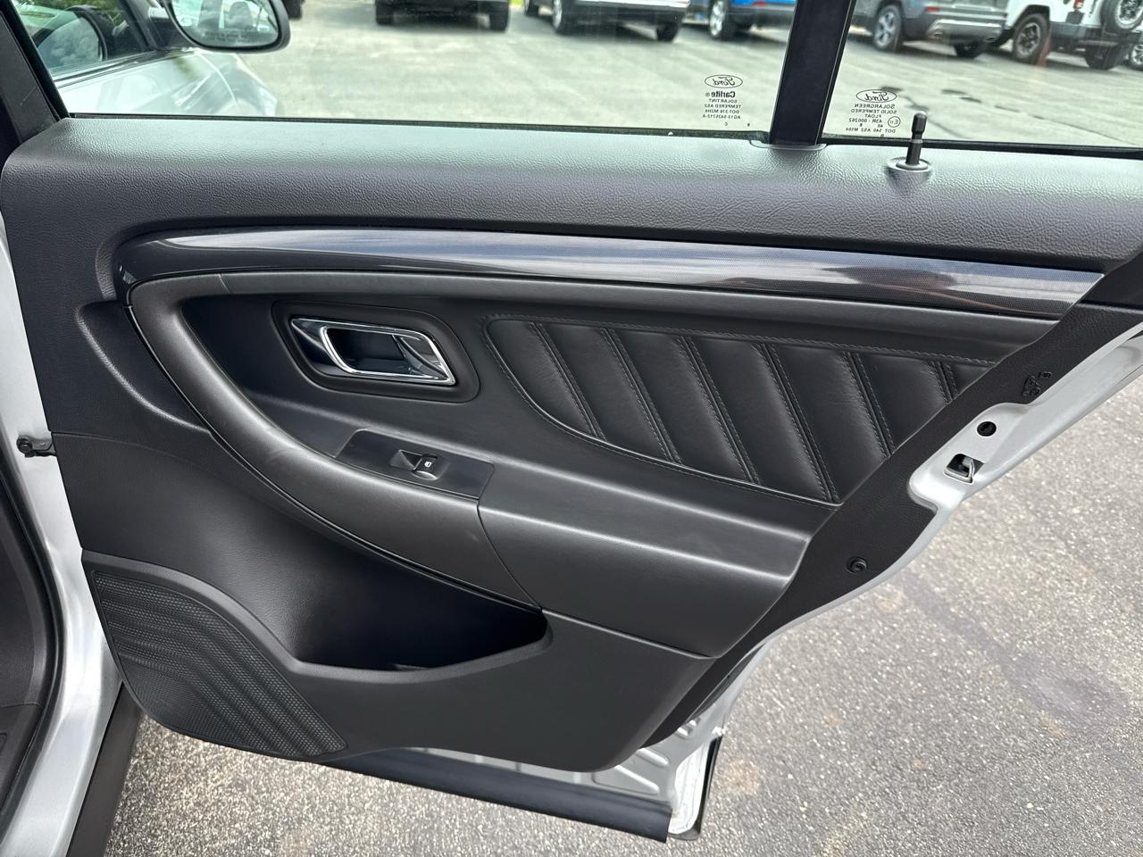 Ford Taurus SHO AWD 2018