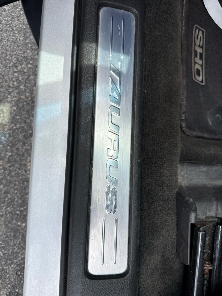 Ford Taurus SHO AWD 2018