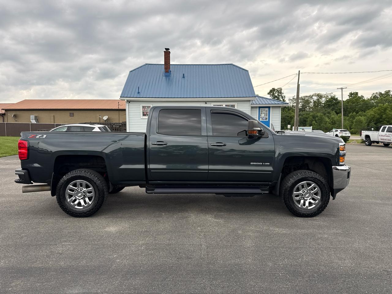 Chevrolet Silverado 2500HD 4WD Crew Cab 153.7" LT 2019