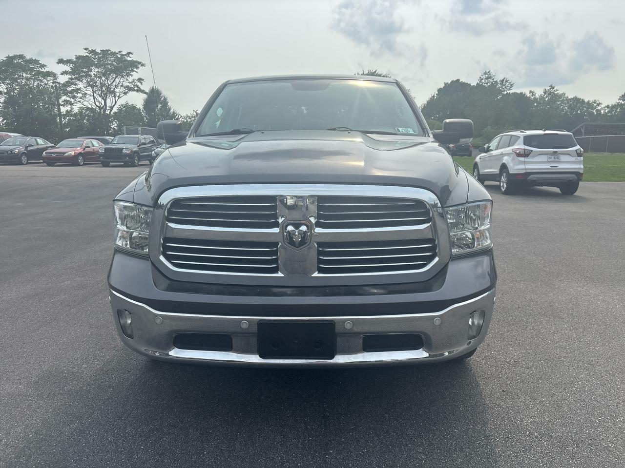RAM 1500 Big Horn 4x4 Crew Cab 5'7" Box 2017