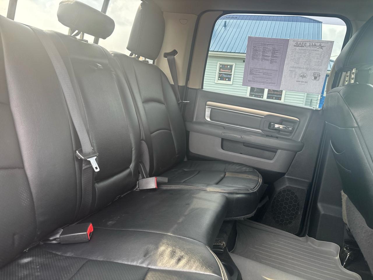 RAM 1500 Big Horn 4x4 Crew Cab 5'7" Box 2017
