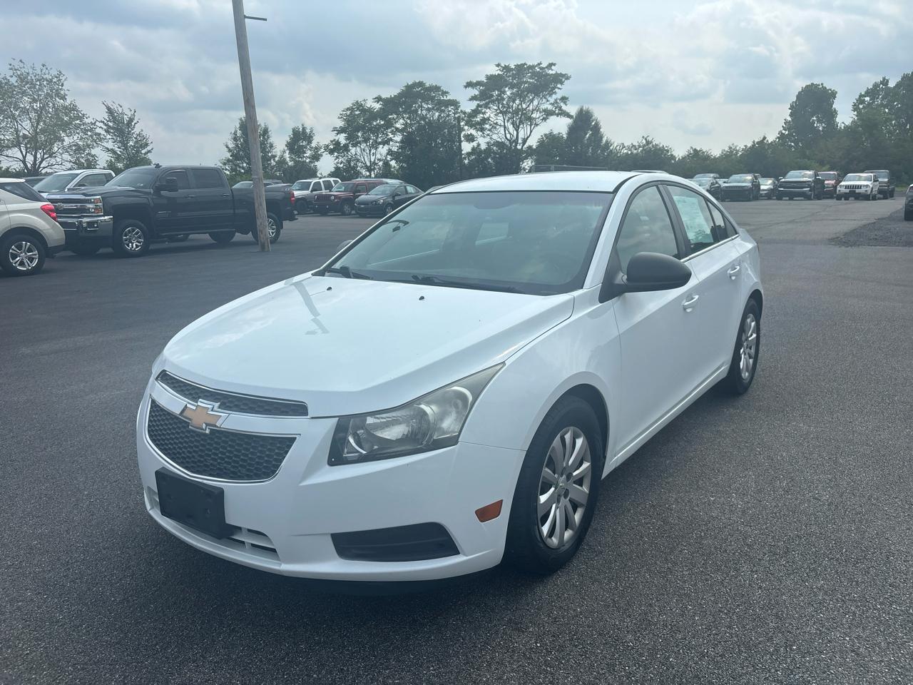 2011 Chevrolet Cruze 4dr Sdn LS