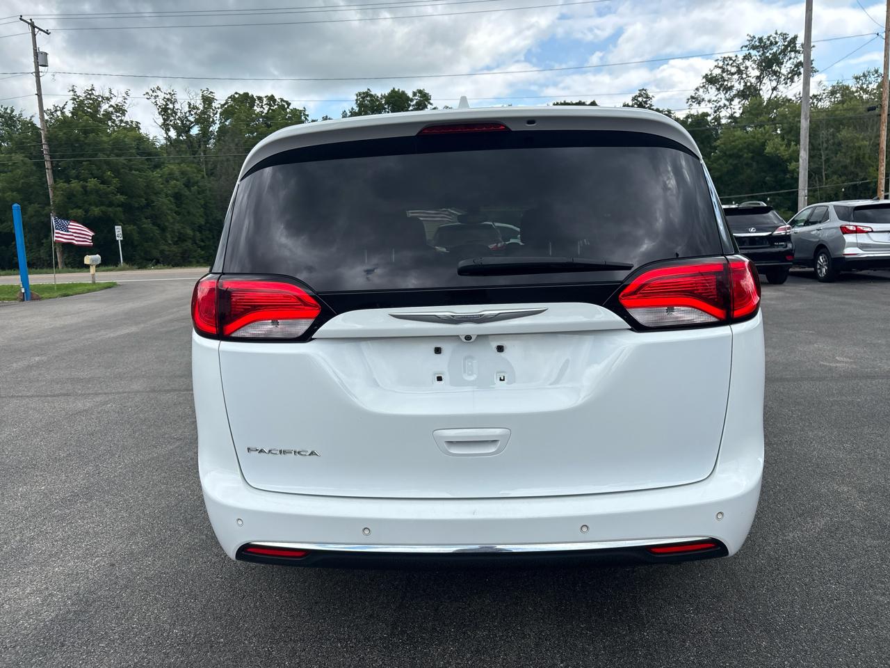 Chrysler Pacifica Touring-L Plus FWD 2017