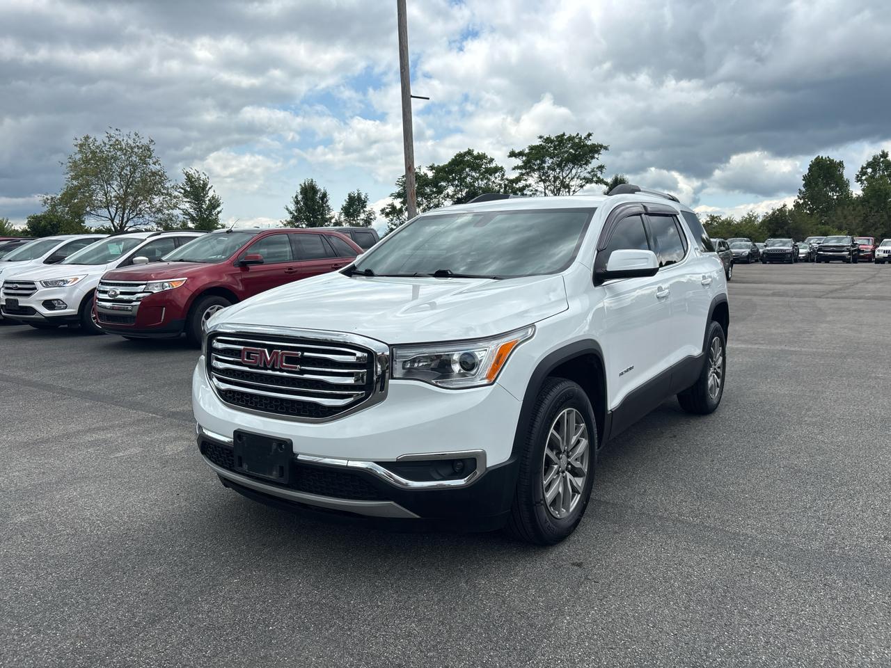 GMC Acadia FWD 4dr SLE w/SLE-2 2018