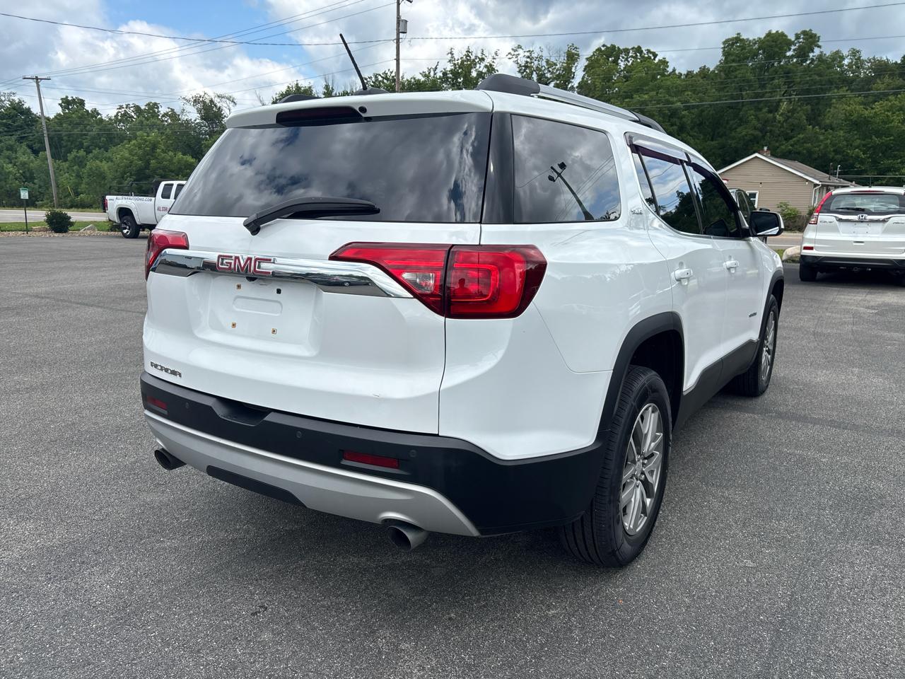 GMC Acadia FWD 4dr SLE w/SLE-2 2018