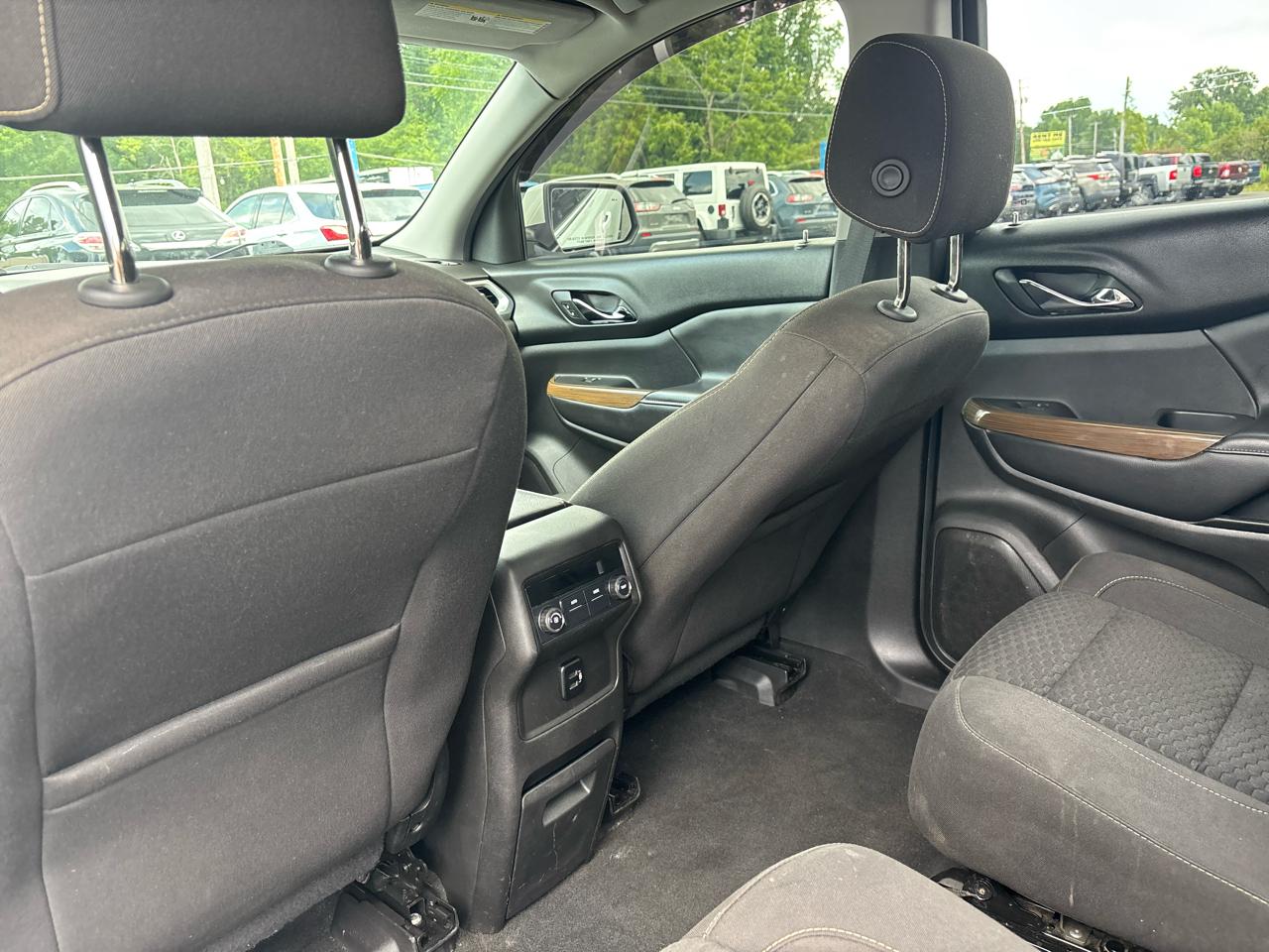 GMC Acadia FWD 4dr SLE w/SLE-2 2018