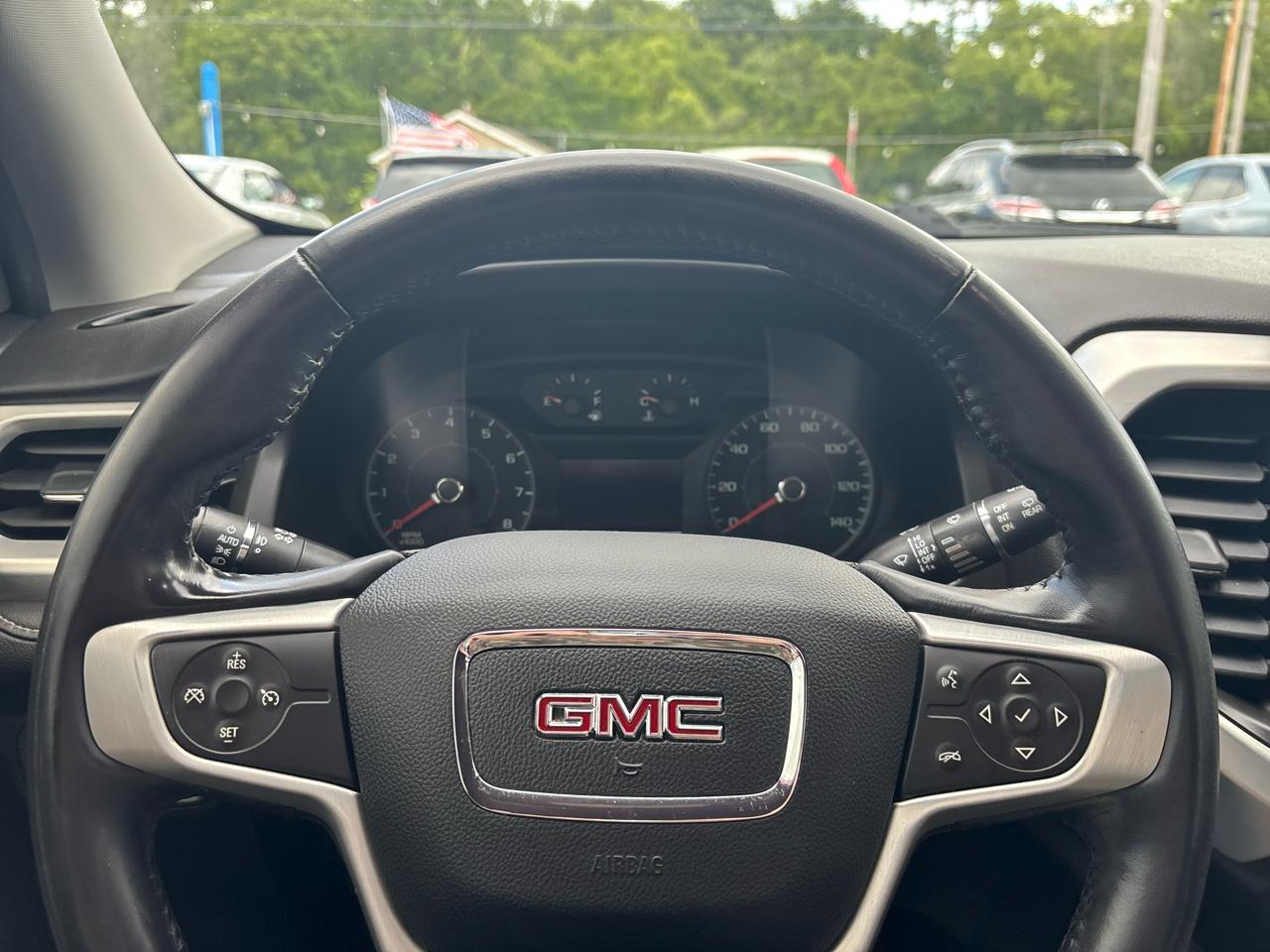GMC Acadia FWD 4dr SLE w/SLE-2 2018