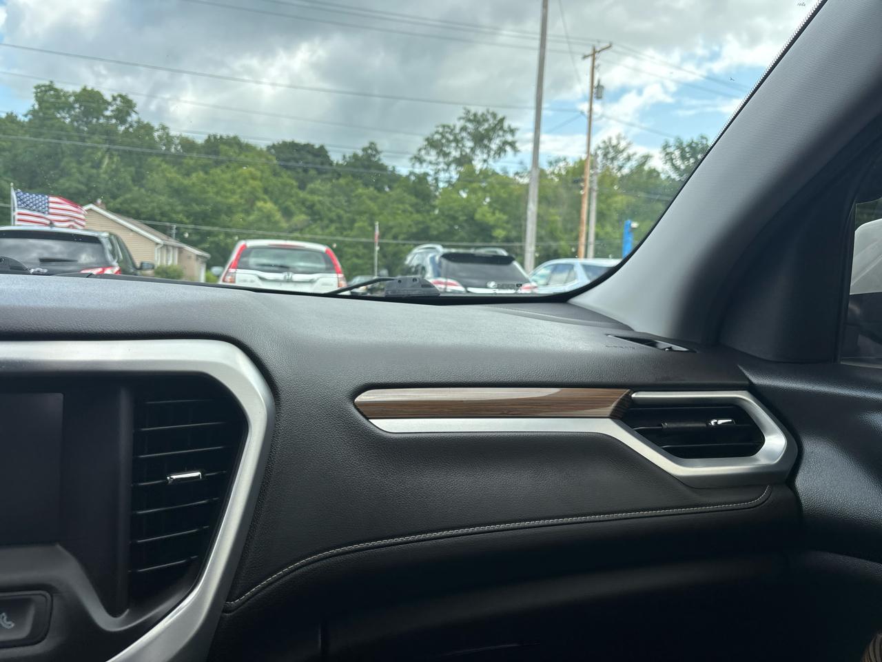 GMC Acadia FWD 4dr SLE w/SLE-2 2018