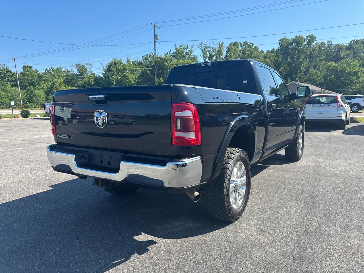 RAM 2500 Laramie 4x4 Crew Cab 6'4" Box 2019