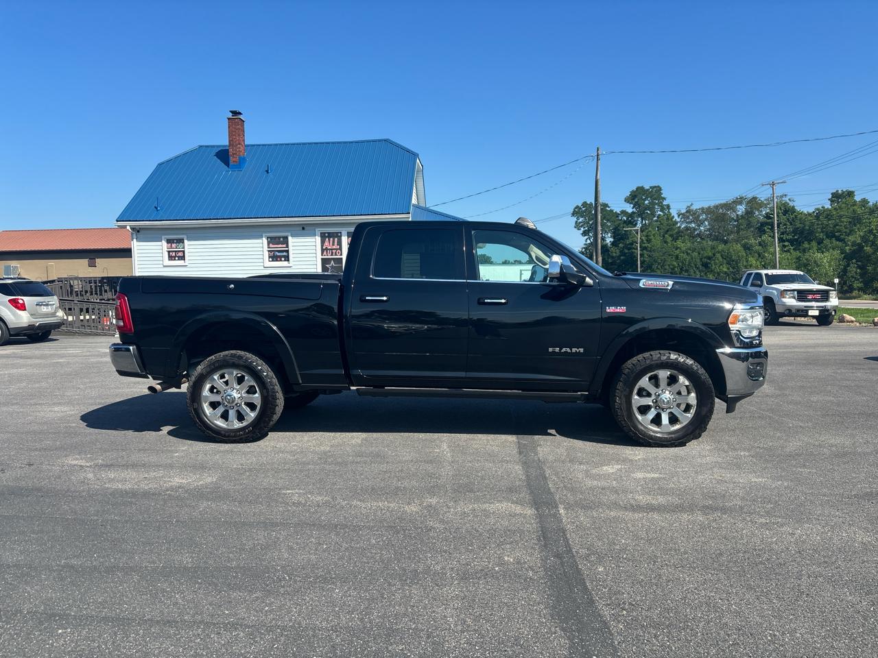 RAM 2500 Laramie 4x4 Crew Cab 6'4" Box 2019