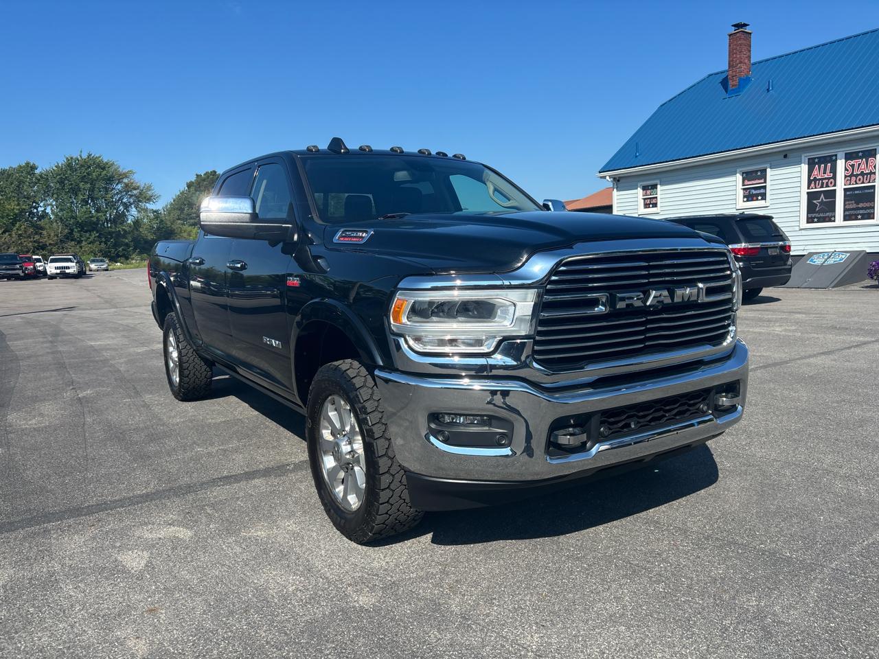 RAM 2500 Laramie 4x4 Crew Cab 6'4" Box 2019