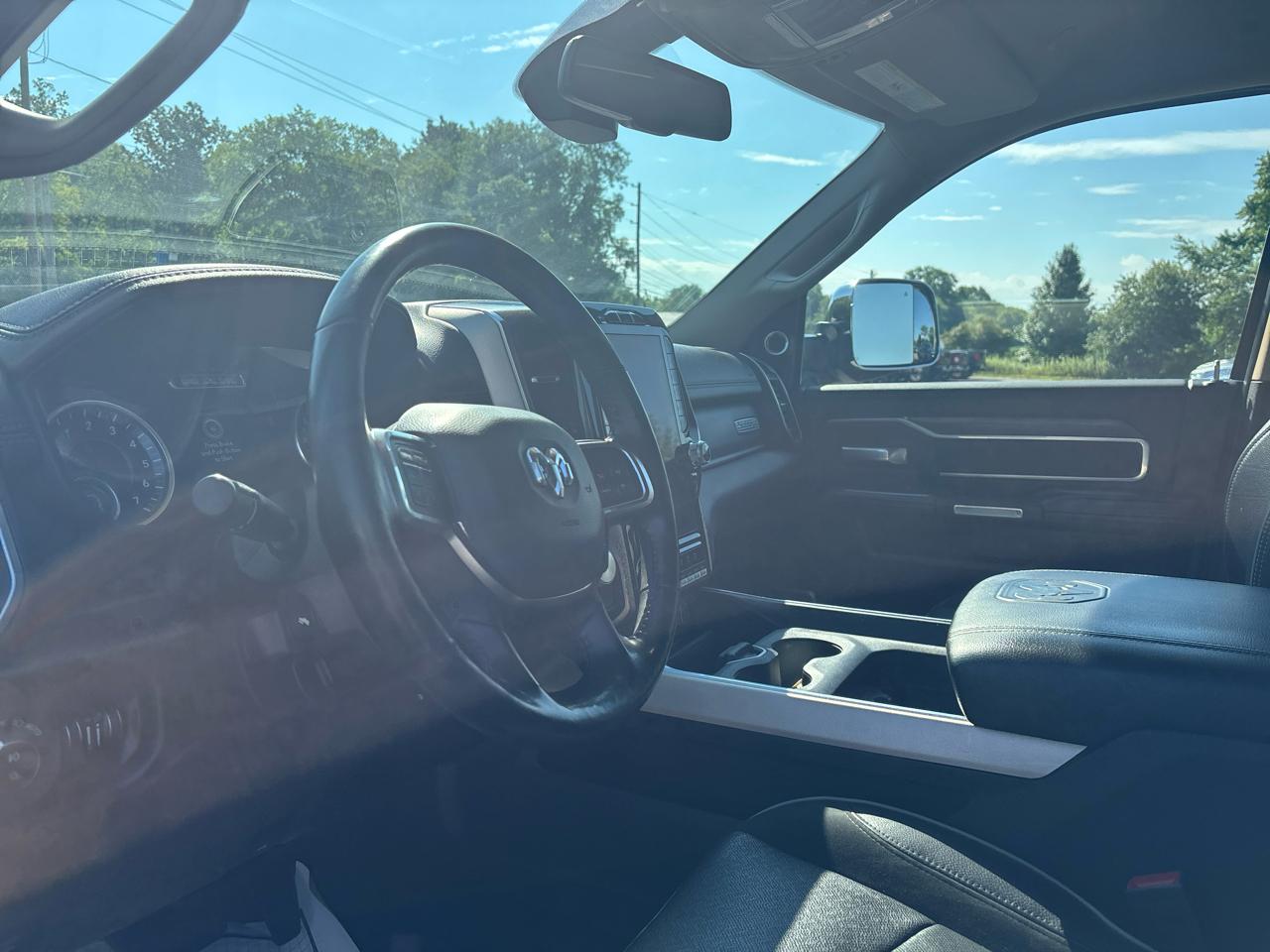RAM 2500 Laramie 4x4 Crew Cab 6'4" Box 2019
