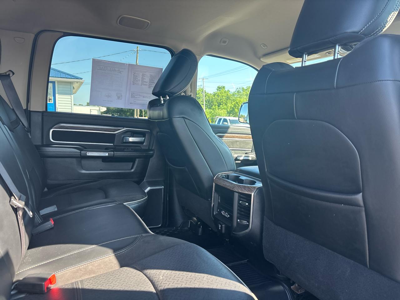 RAM 2500 Laramie 4x4 Crew Cab 6'4" Box 2019
