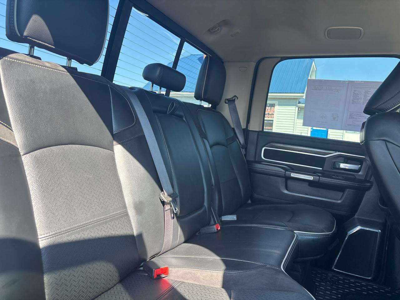 RAM 2500 Laramie 4x4 Crew Cab 6'4" Box 2019