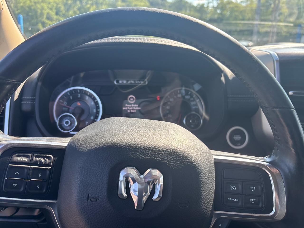 RAM 2500 Laramie 4x4 Crew Cab 6'4" Box 2019