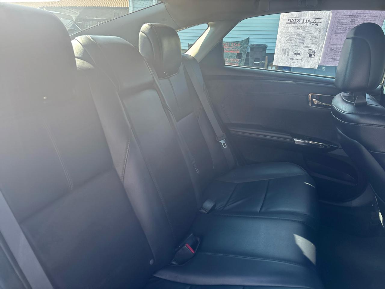 Toyota Avalon 4dr Sdn XLE Premium (Natl) 2013