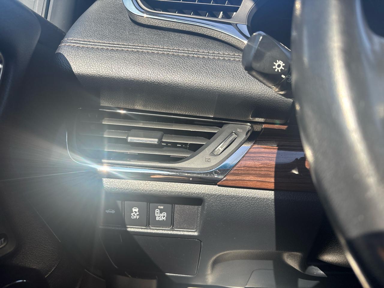 Toyota Avalon 4dr Sdn XLE Premium (Natl) 2013