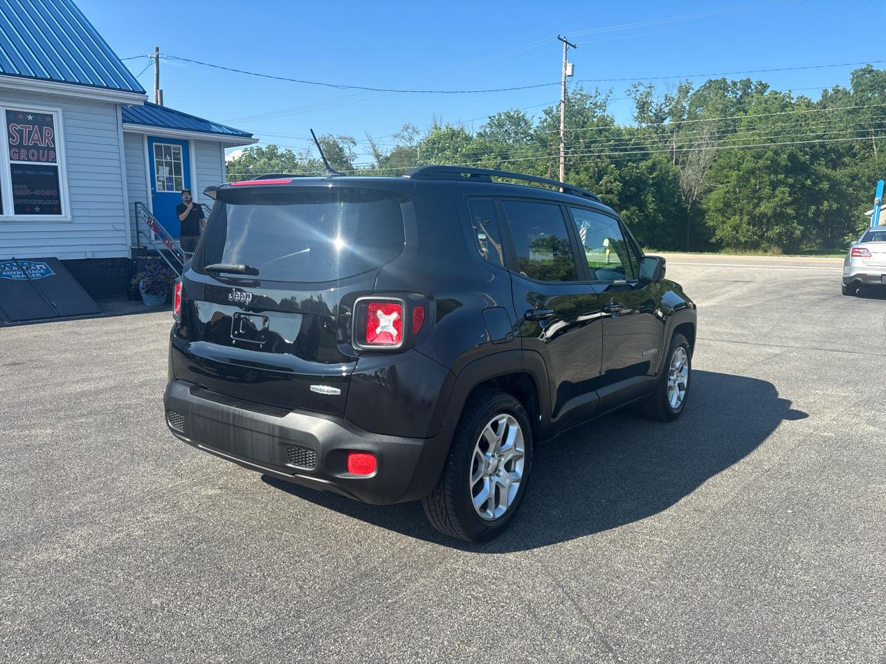 Jeep Renegade FWD 4dr Latitude 2016