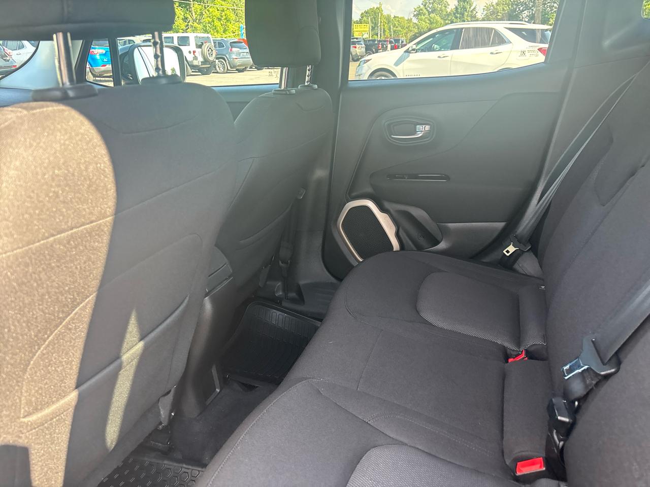 Jeep Renegade FWD 4dr Latitude 2016