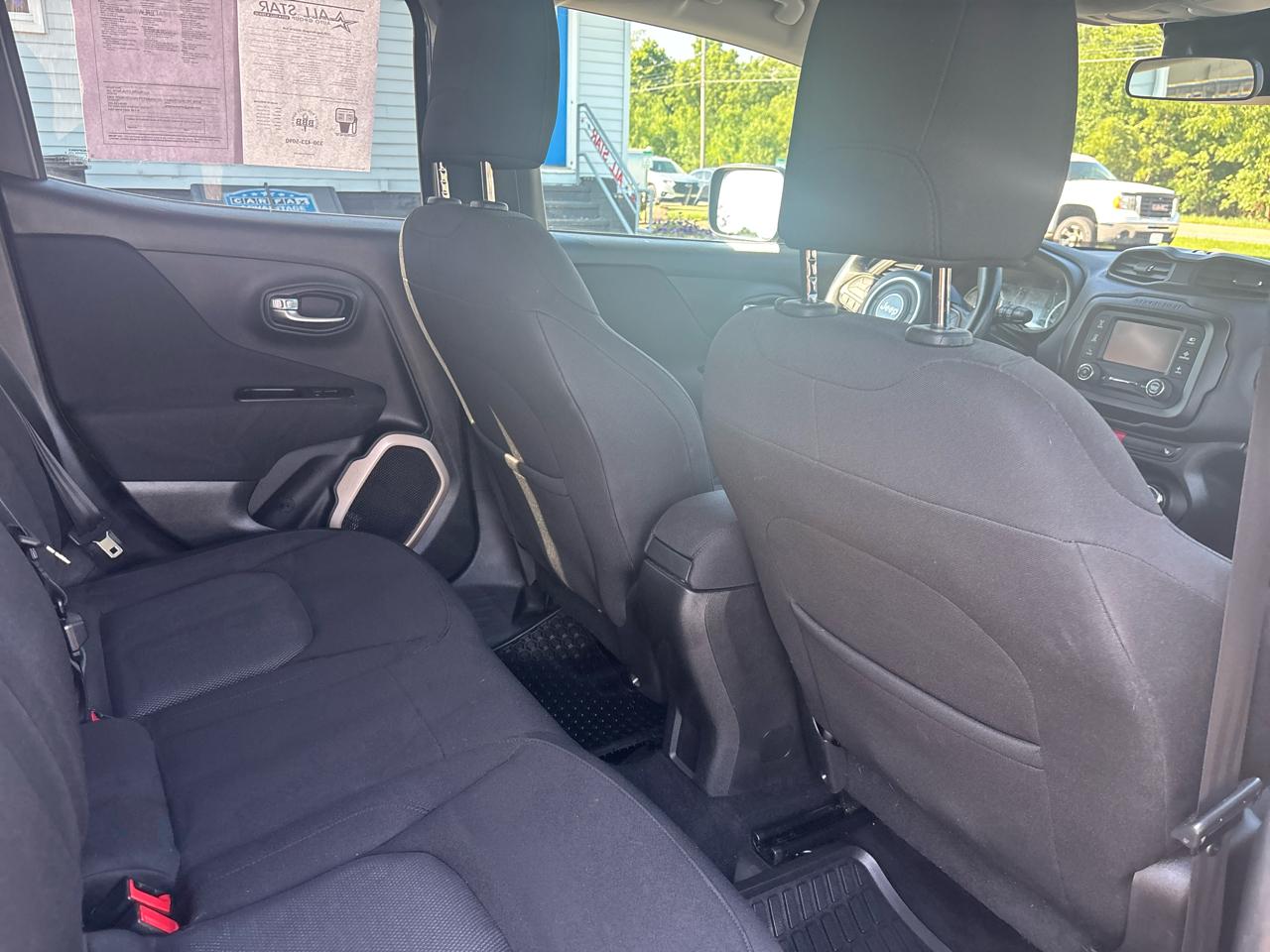 Jeep Renegade FWD 4dr Latitude 2016