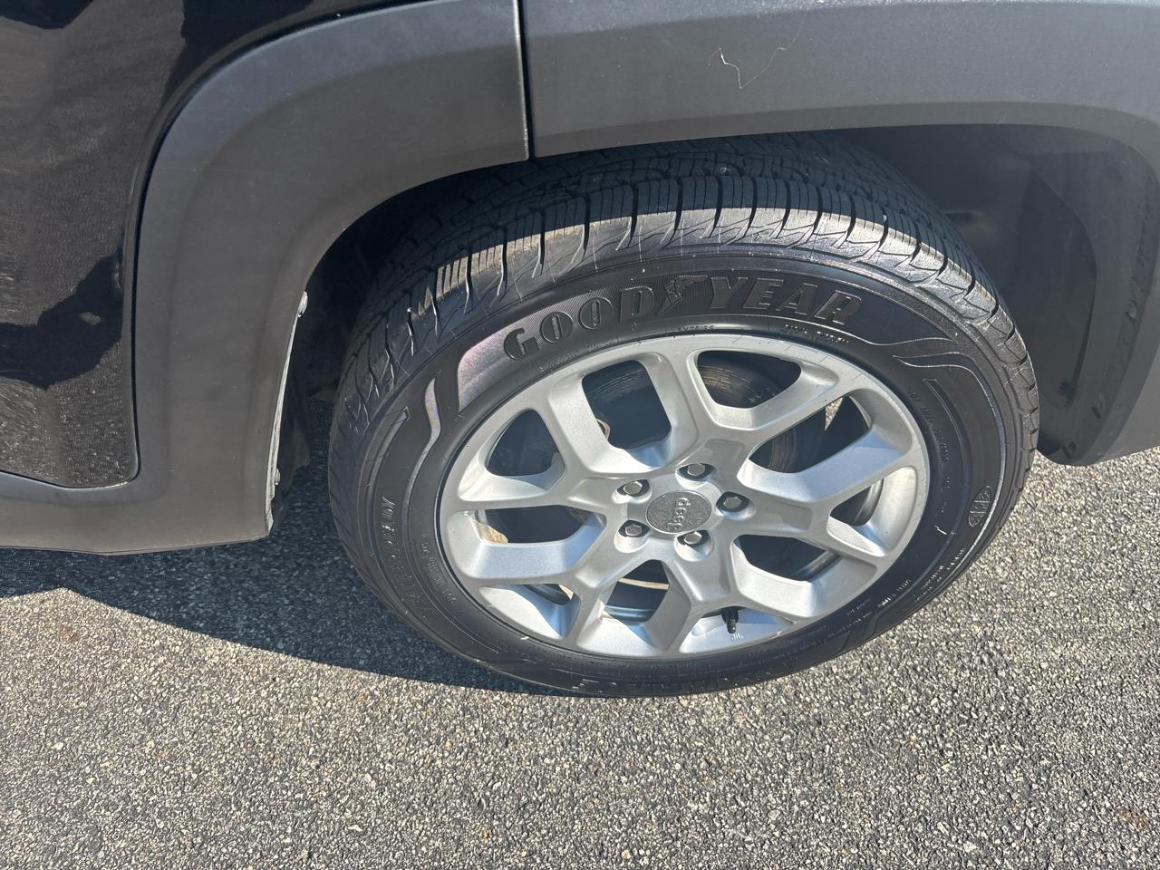 Jeep Renegade FWD 4dr Latitude 2016