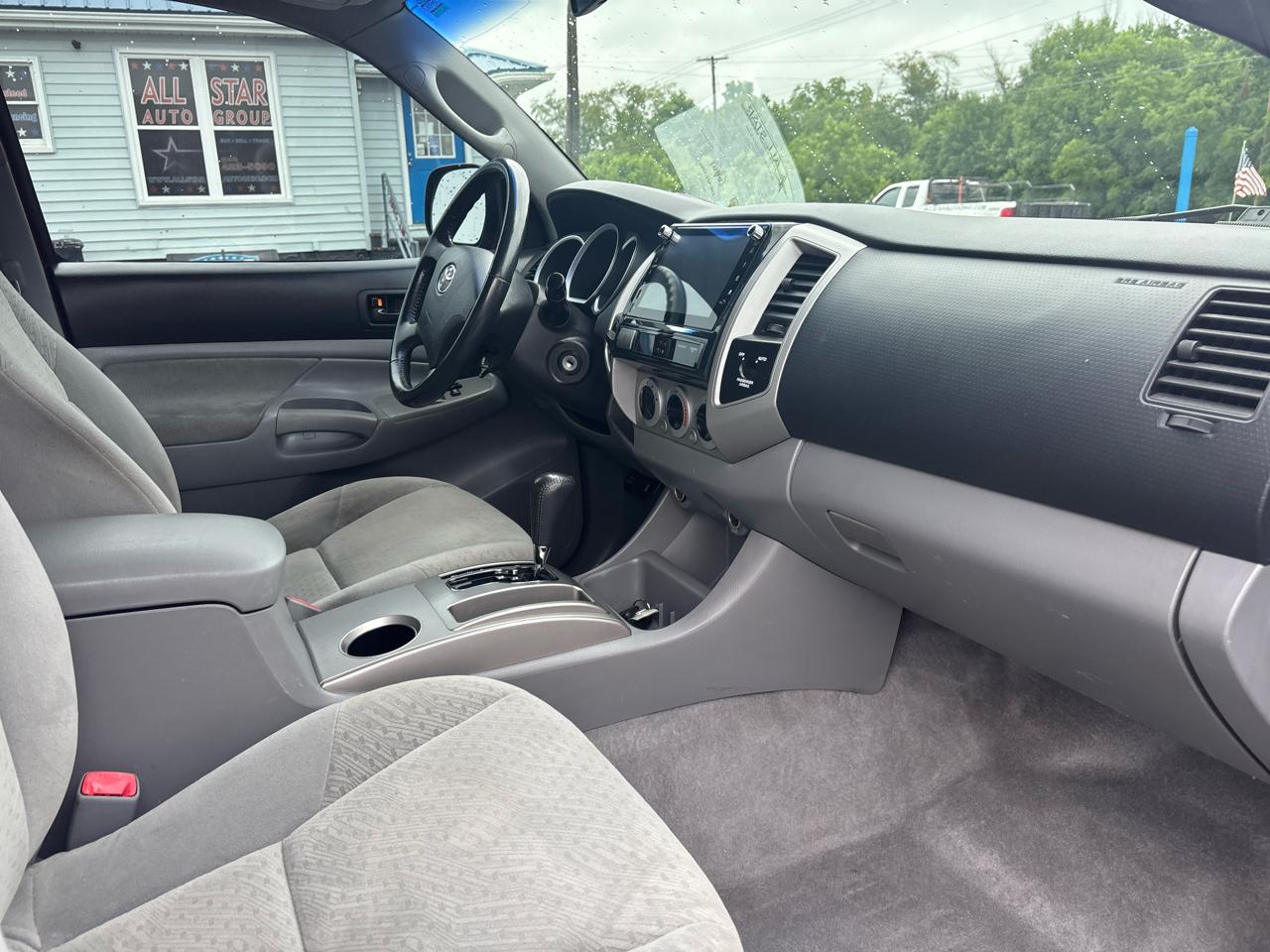Toyota Tacoma 4WD Access V6 MT (Natl) 2007