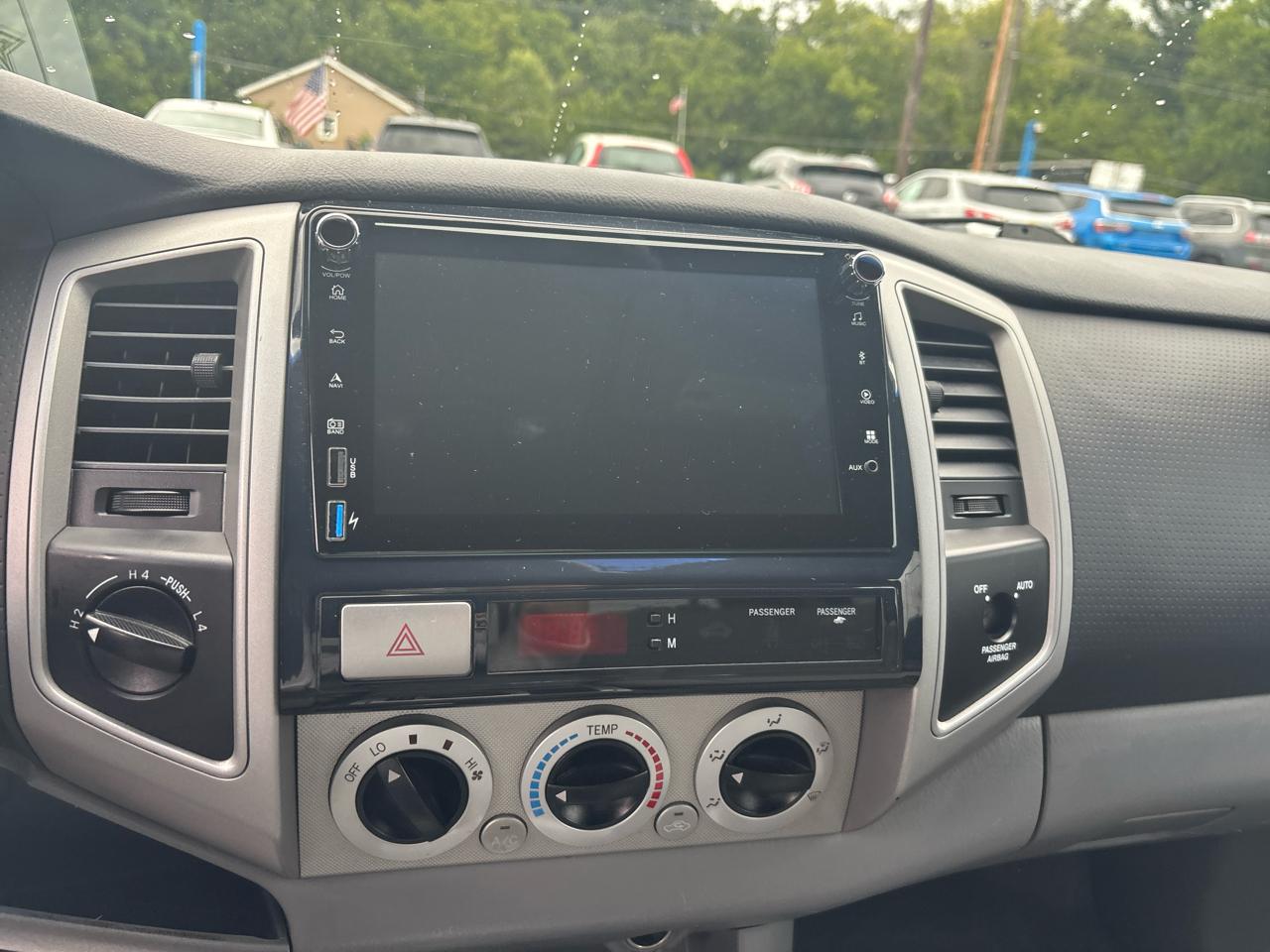 Toyota Tacoma 4WD Access V6 MT (Natl) 2007