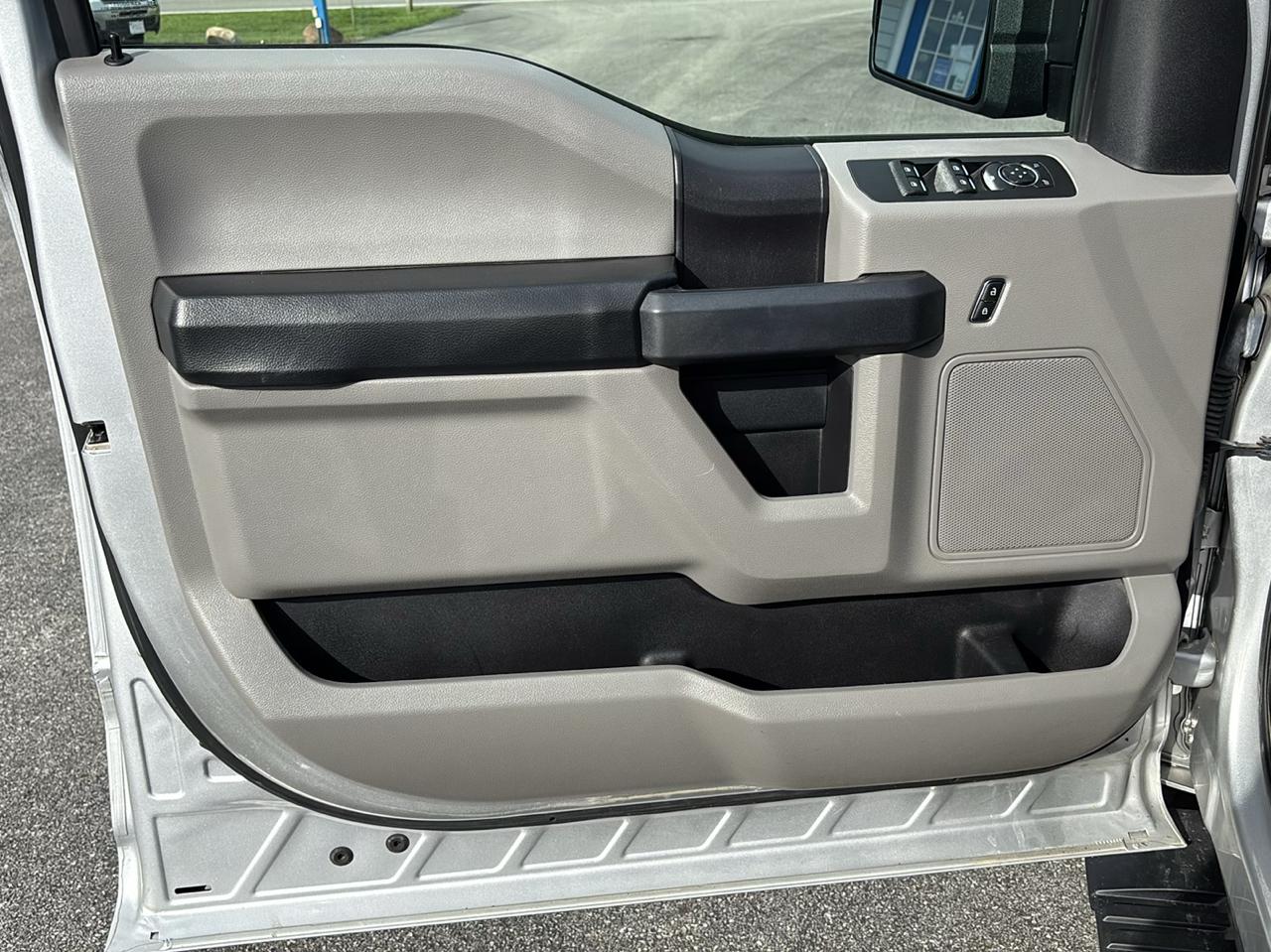 Ford F-150 XL 4WD SuperCrew 5.5' Box 2019