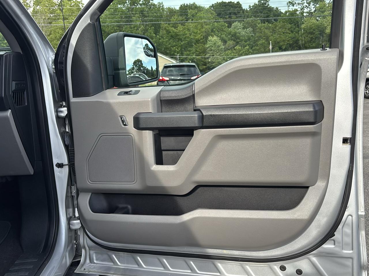 Ford F-150 XL 4WD SuperCrew 5.5' Box 2019