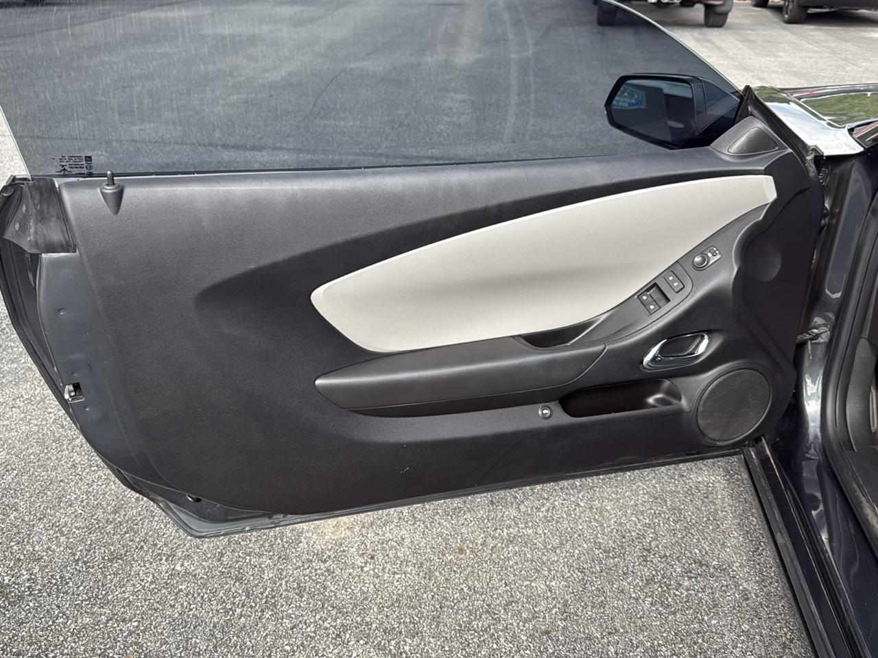Chevrolet Camaro 2dr Cpe LS w/2LS 2015