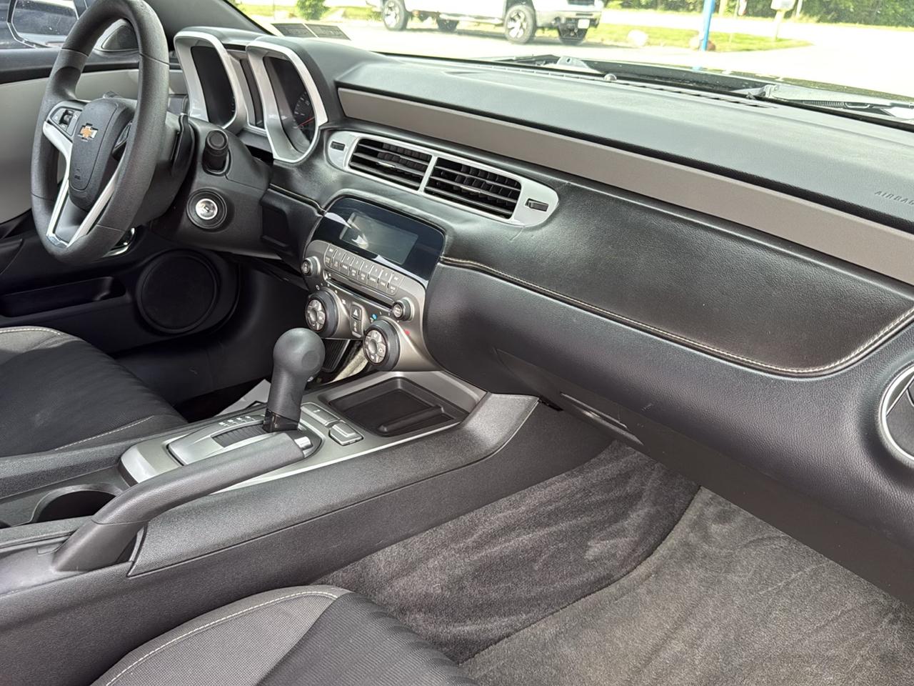 Chevrolet Camaro 2dr Cpe LS w/2LS 2015