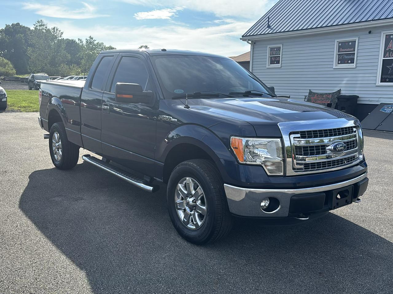 Ford F-150 4WD SuperCab 145" XL 2014
