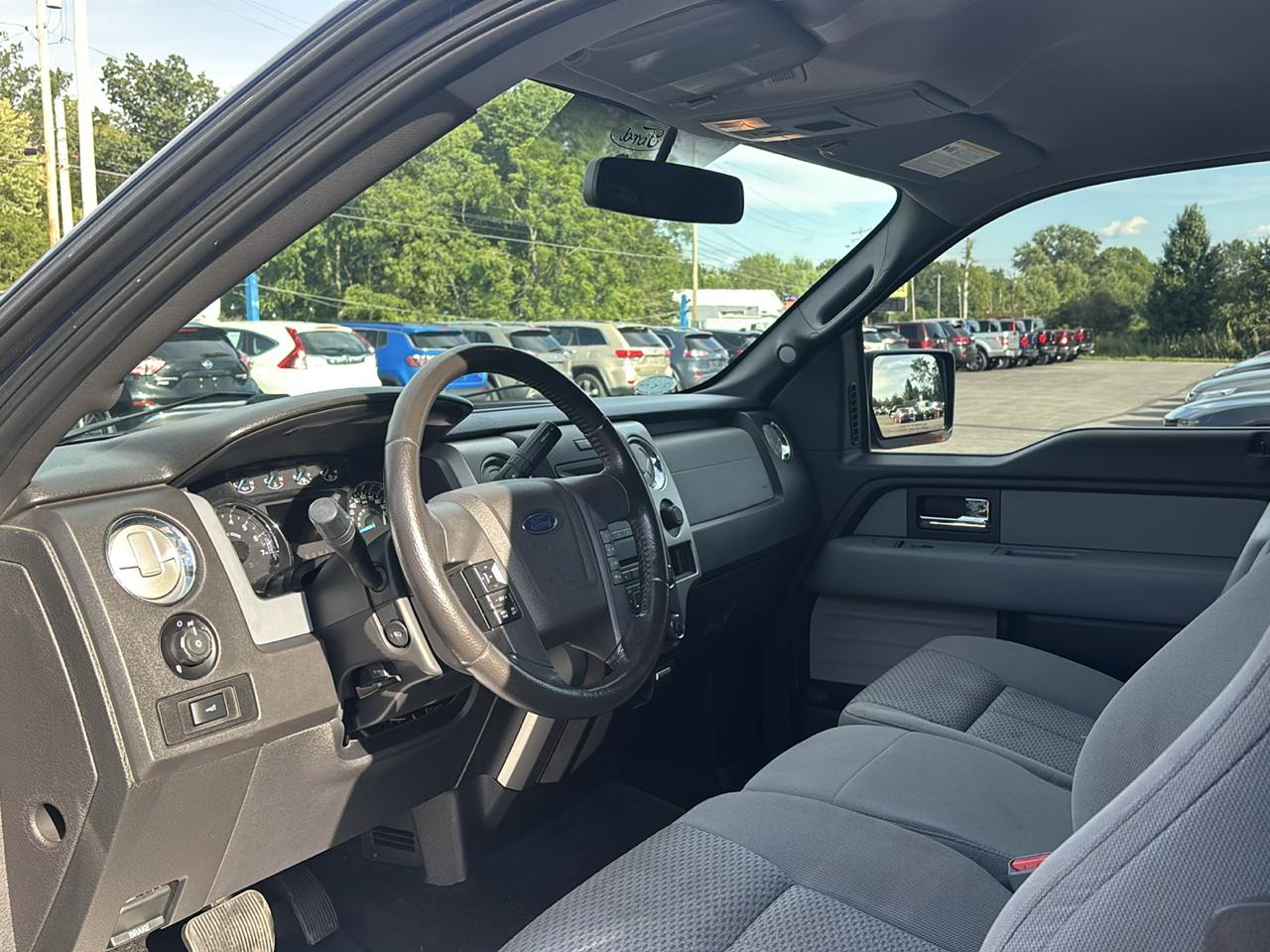 Ford F-150 4WD SuperCab 145" XL 2014