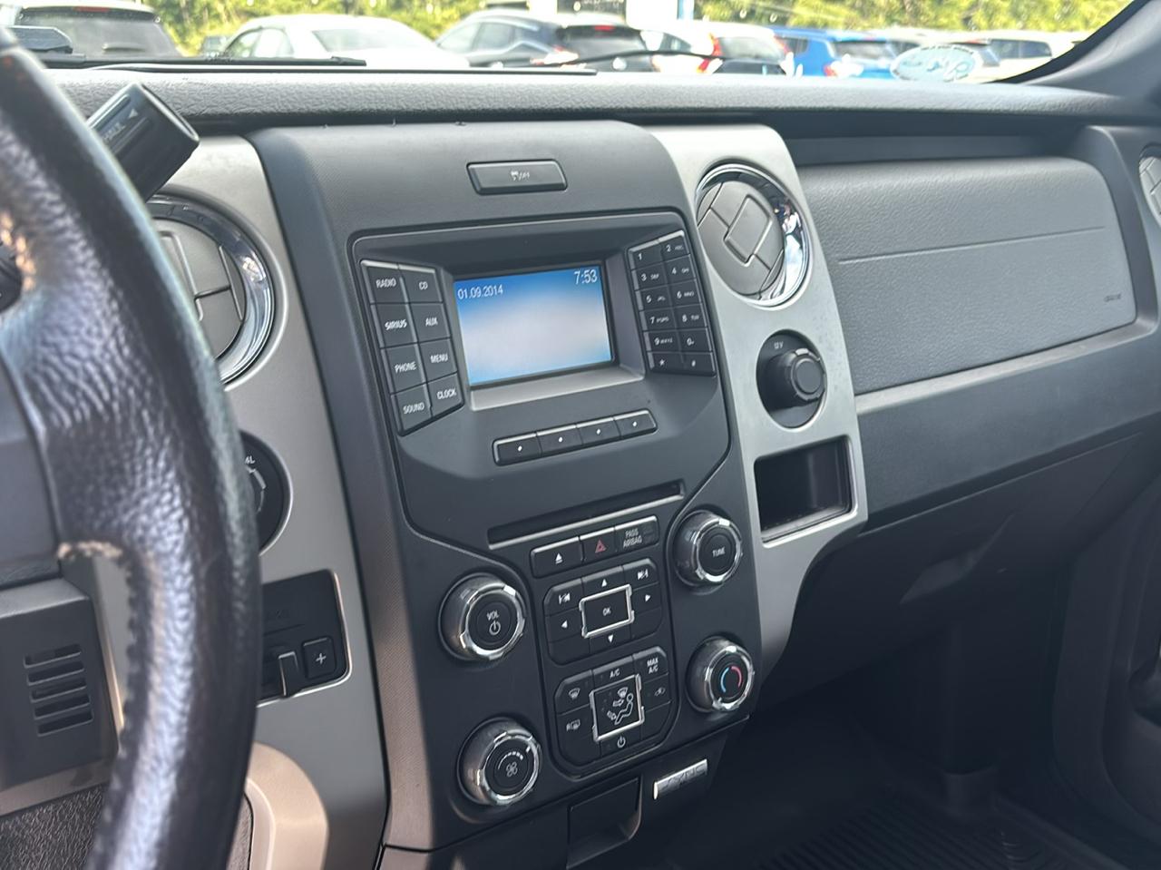 Ford F-150 4WD SuperCab 145" XL 2014