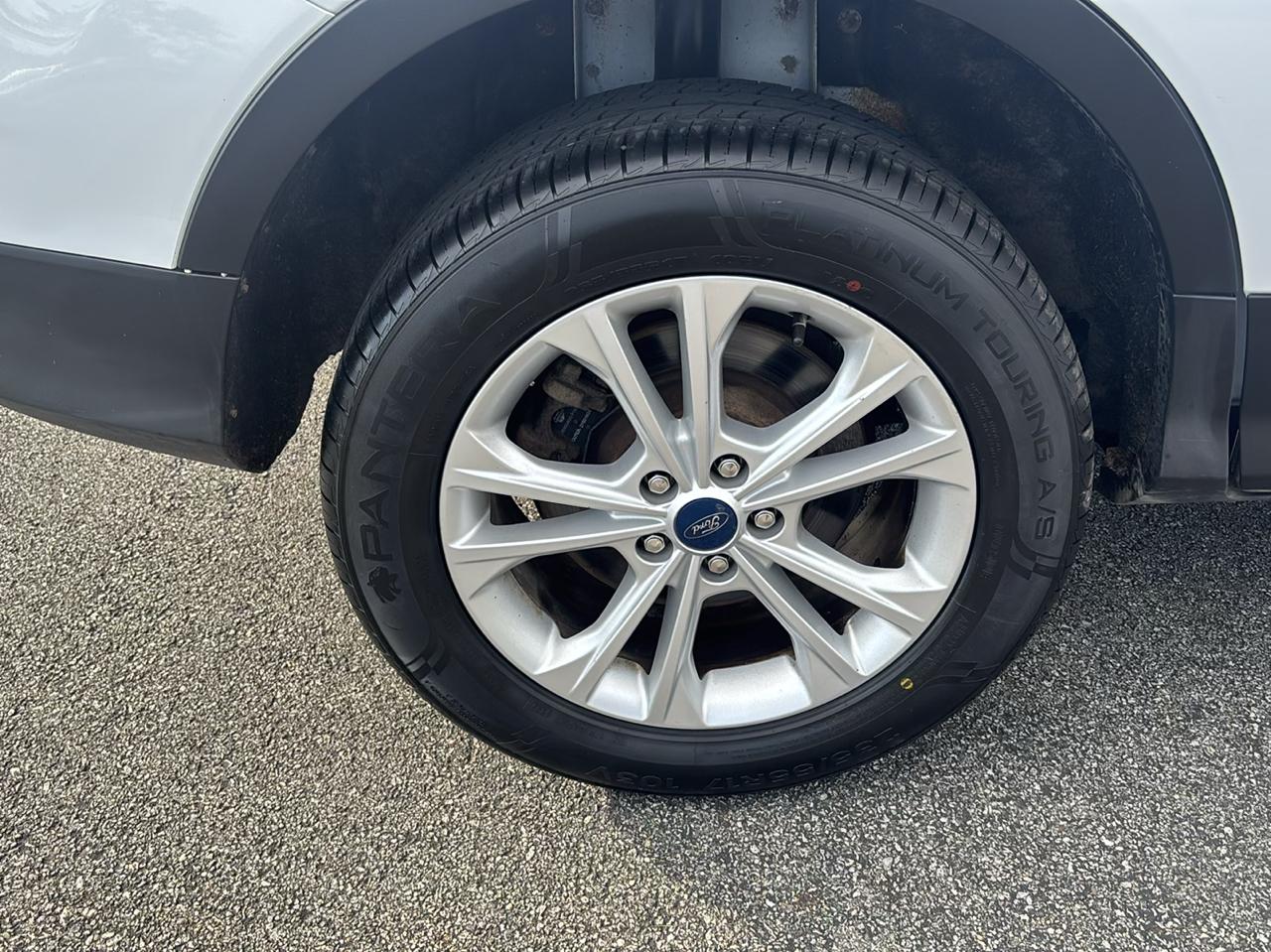 Ford Escape SE FWD 2019