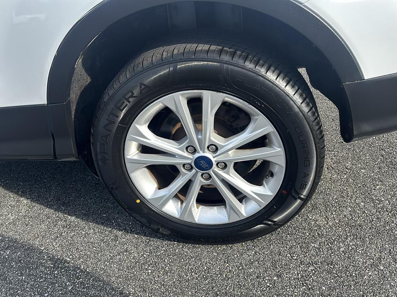 Ford Escape SE FWD 2019