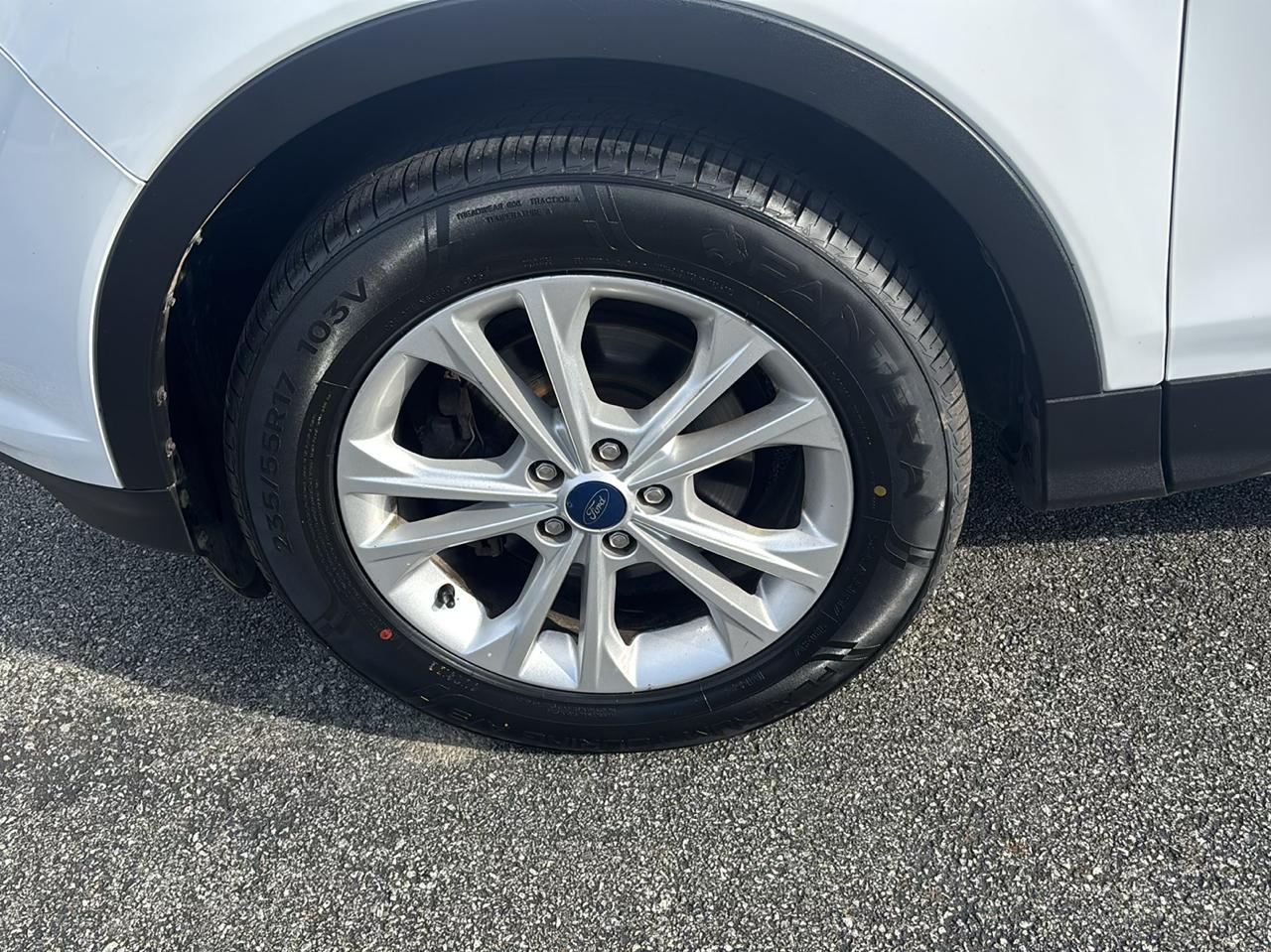 Ford Escape SE FWD 2019