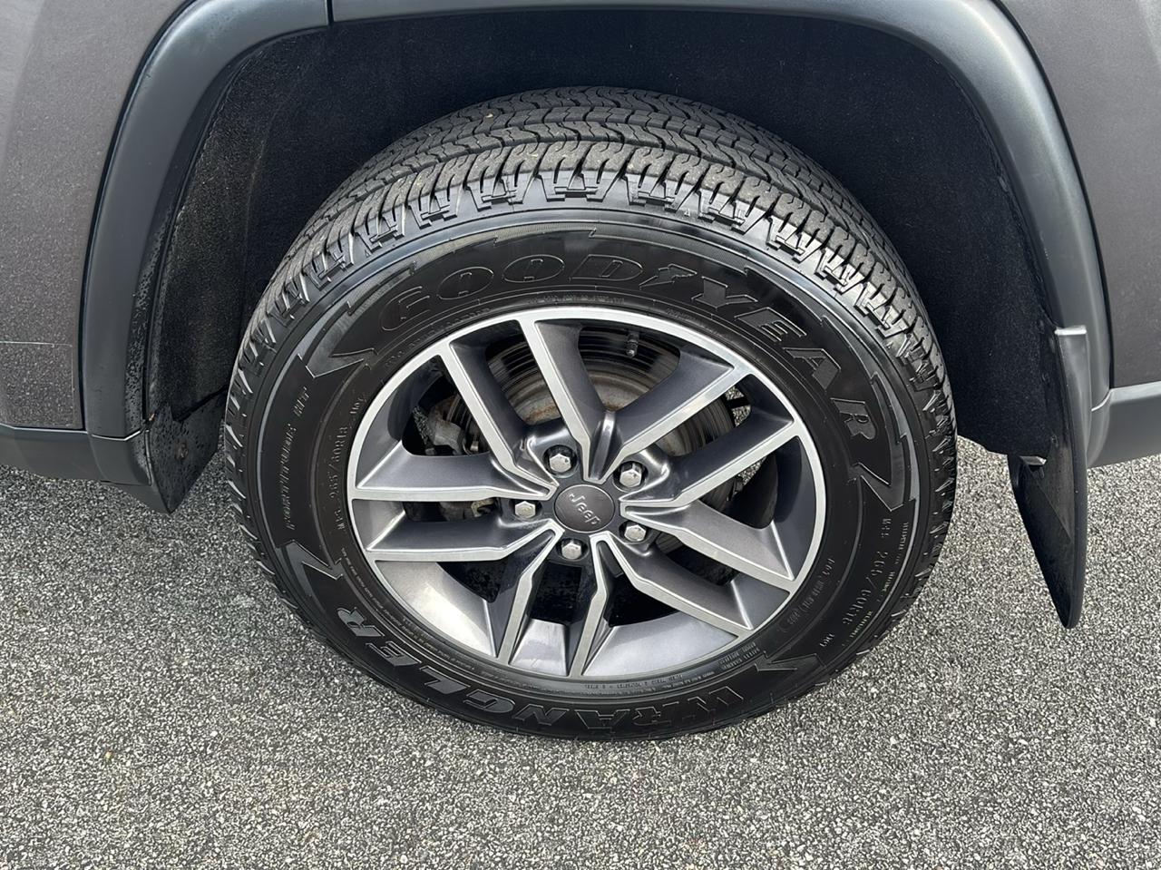 Jeep Grand Cherokee Laredo E 4x4 2019
