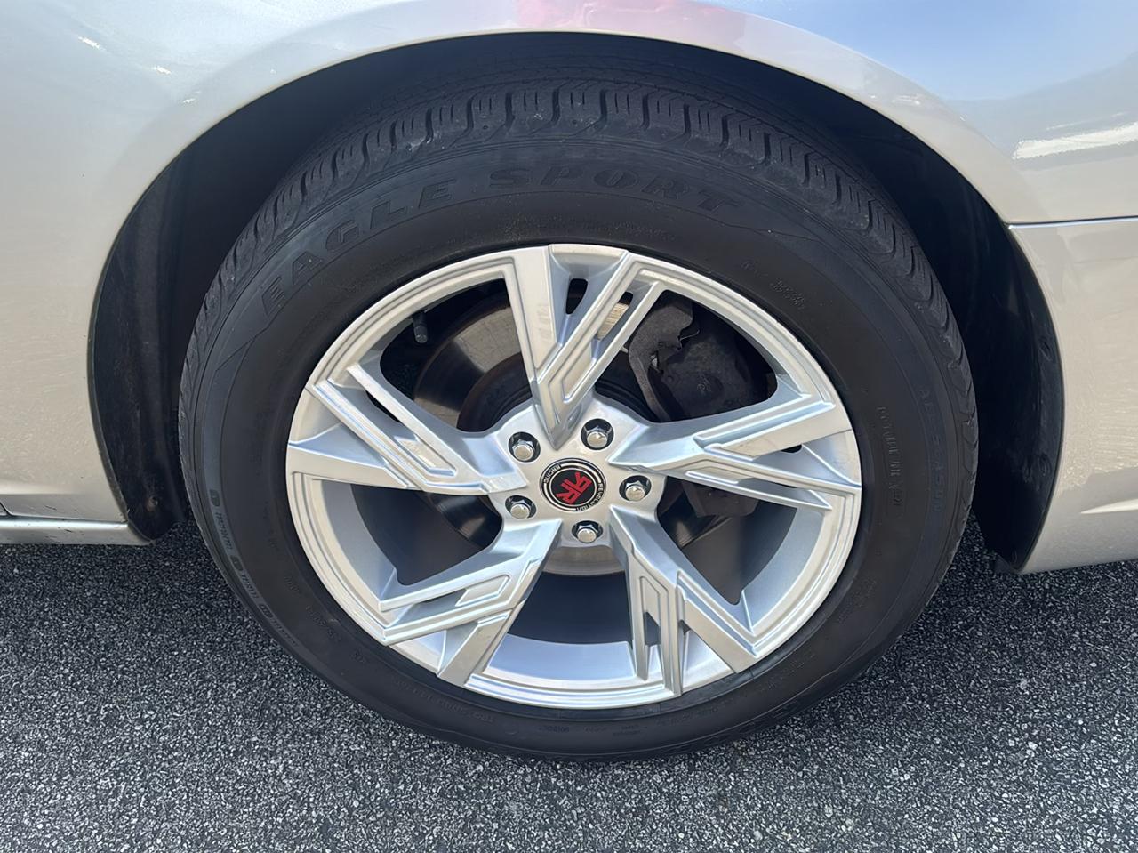 Buick Lucerne 4dr Sdn CXS 2006